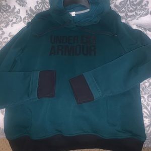 Under Armour sweatshirt